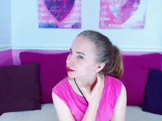 Live sex webcam photo for MollyKit #163898674