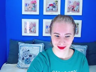 Live sex webcam photo for MollyKit #164119057