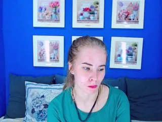 Live sex webcam photo for MollyKit #164160421