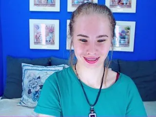 Live sex webcam photo for MollyKit #164165787