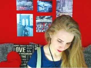 Live sex webcam photo for MollyKit #165022993