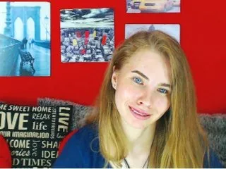Live sex webcam photo for MollyKit #165079057
