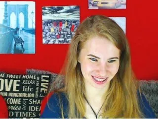 Live sex webcam photo for MollyKit #165084126
