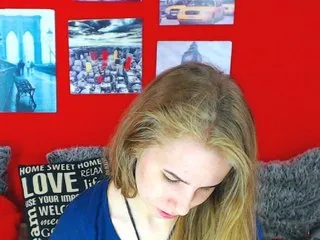 Live sex webcam photo for MollyKit #165199048