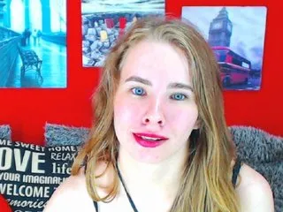 Live sex webcam photo for MollyKit #166821080