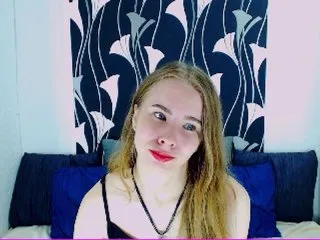Live sex webcam photo for MollyKit #166999310