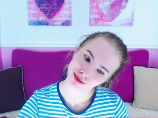 Live sex webcam photo for MollyKit #167814742