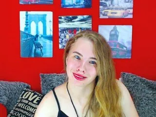 Live sex webcam photo for MollyKit #168528222