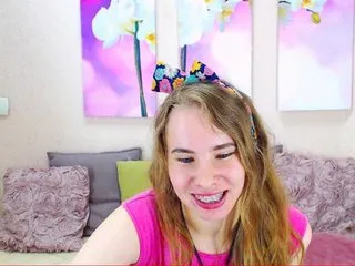 Live sex webcam photo for MollyKit #168659701