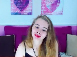 Live sex webcam photo for MollyKit #168799430