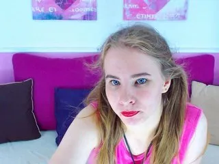 Live sex webcam photo for MollyKit #169315353