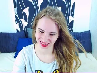 Live sex webcam photo for MollyKit #169385535