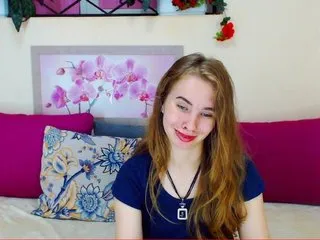 Live sex webcam photo for MollyKit #169651560