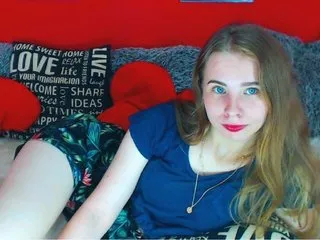 Live sex webcam photo for MollyKit #171290383