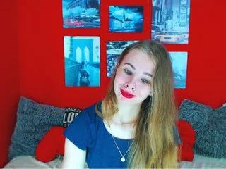 Live sex webcam photo for MollyKit #171296550