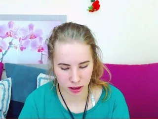 Live sex webcam photo for MollyKit #171949988