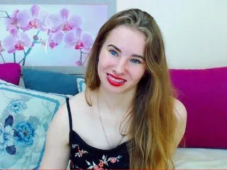 Live sex webcam photo for MollyKit #172298586