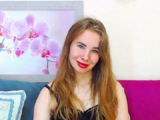 Live sex webcam photo for MollyKit #172510189