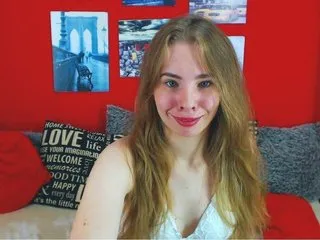 Live sex webcam photo for MollyKit #172942828