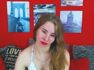 Live sex webcam photo for MollyKit #172957739