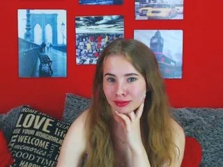 Live sex webcam photo for MollyKit #172977620