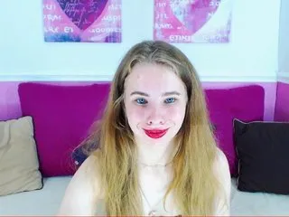 Live sex webcam photo for MollyKit #173740593