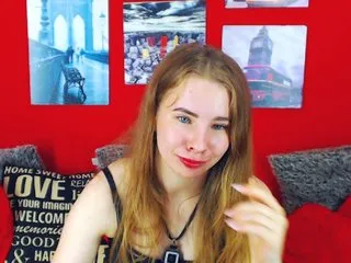 Live sex webcam photo for MollyKit #173900881