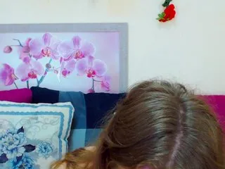 Live sex webcam photo for MollyKit #176421504