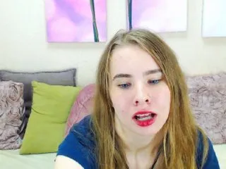 Live sex webcam photo for MollyKit #179054638