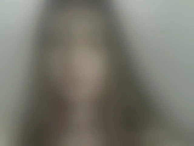 Live sex webcam photo for MollyLolly #293965846