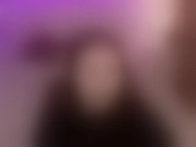 Live sex webcam photo for MollyMay #293028885