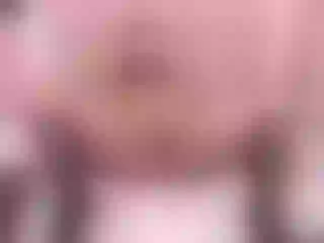 Live sex webcam photo for MollyPatrick2 #271741144