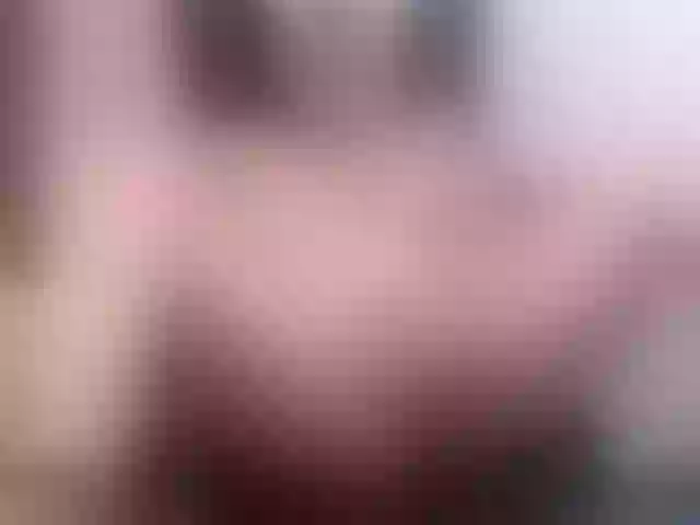 Live sex webcam photo for MollyPatrick2 #272379476