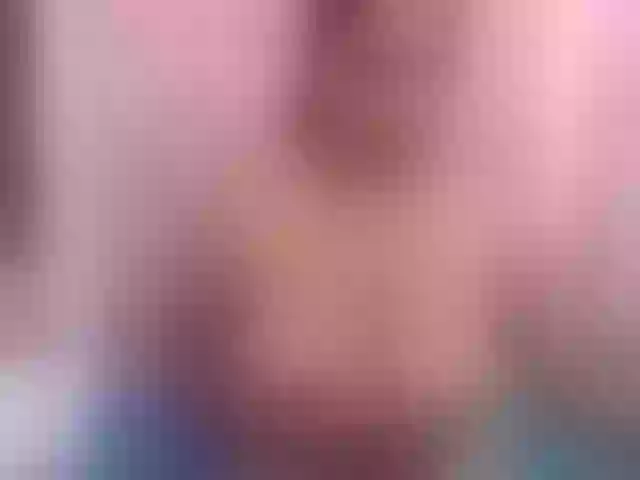 Live sex webcam photo for MollyPatrick2 #272470896