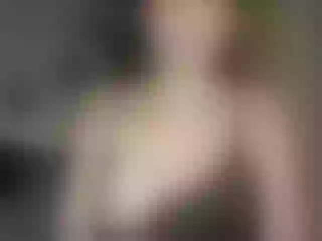 Live sex webcam photo for MollyRick #272128031