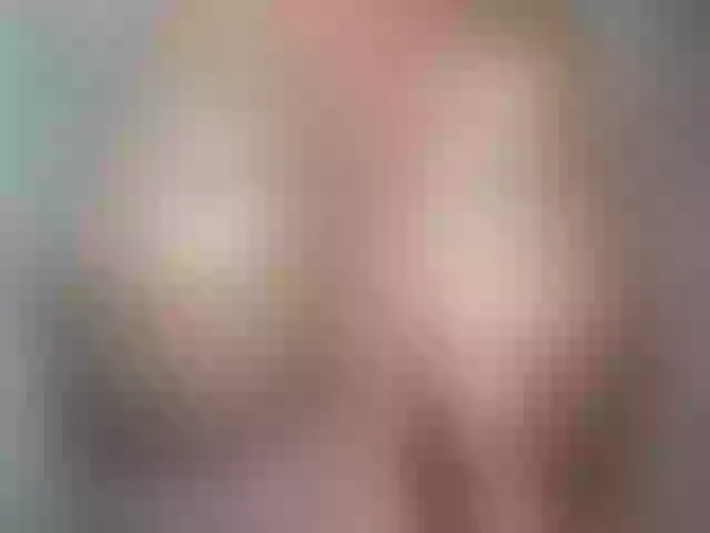 Live sex webcam photo for MollyRick #272308671