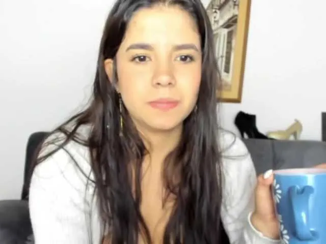 Live sex webcam photo for MollyRick #273238289
