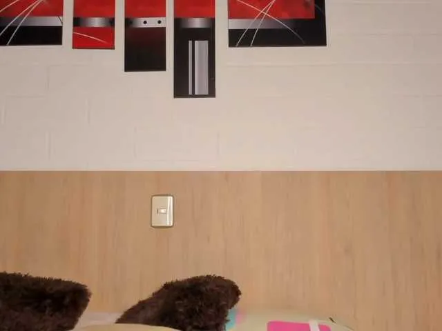 Live sex webcam photo for MollyWinter #273329490