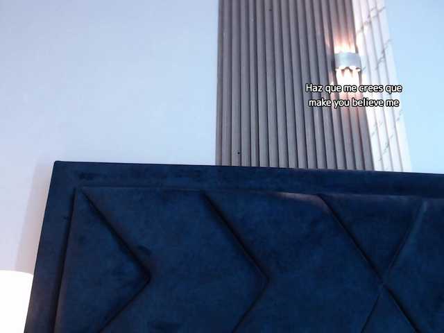 Live sex webcam photo for MollyyCruz #290502441