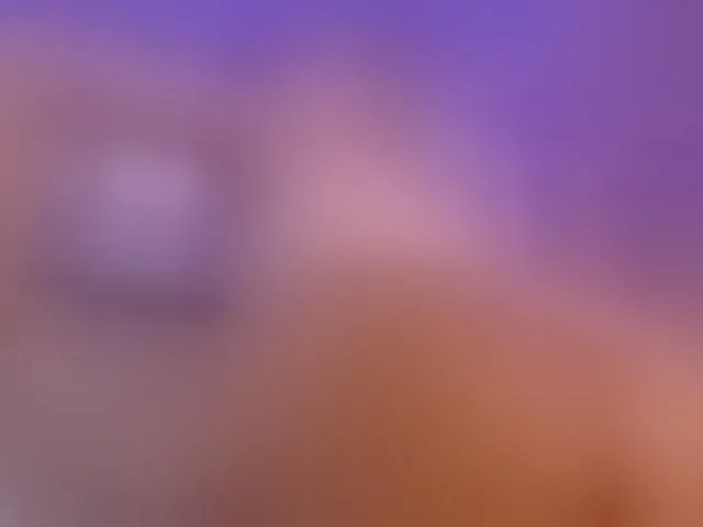 Live sex webcam photo for MollyyCruz #293896994