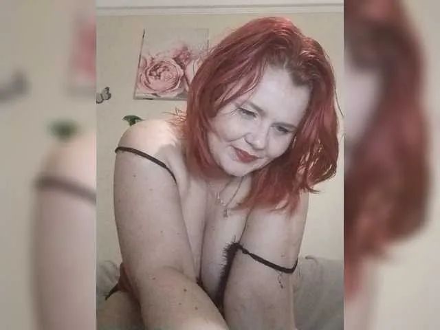 Live sex webcam photo for MolyLoves #278115537