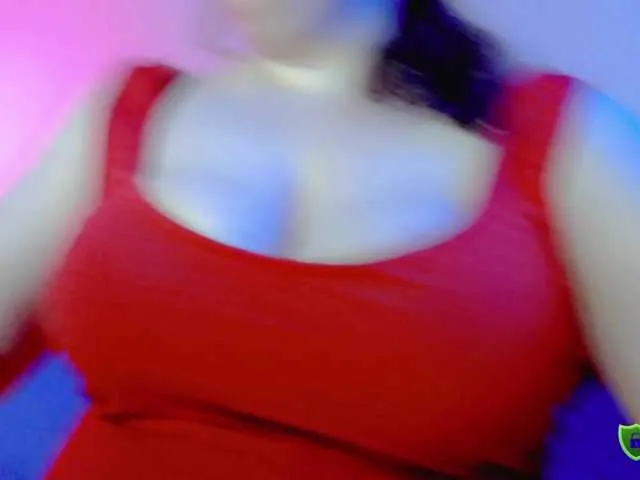 Live sex webcam photo for Molyboo #290844143