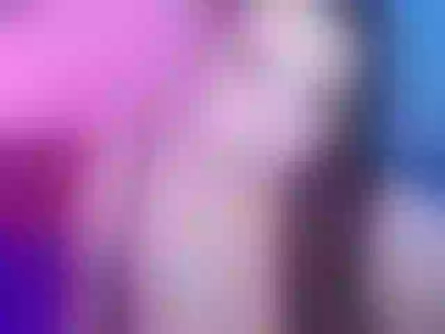 Live sex webcam photo for Molyboo #291930238