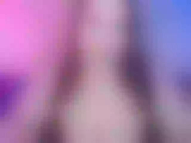 Live sex webcam photo for Molyboo #292146615