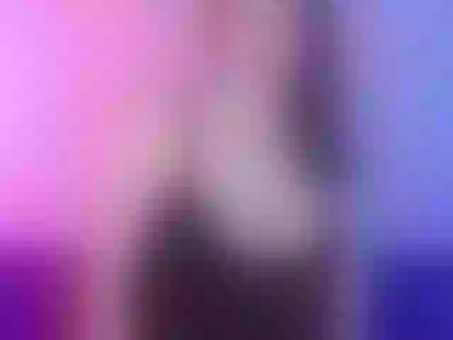 Live sex webcam photo for Molyboo #292153945