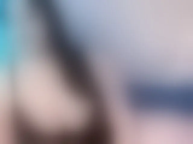 Live sex webcam photo for Molyboo #293040848