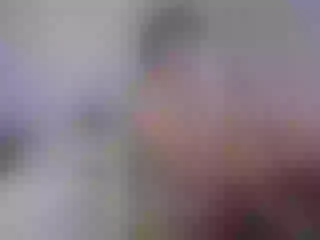 Live sex webcam photo for MomKsenia #273965535