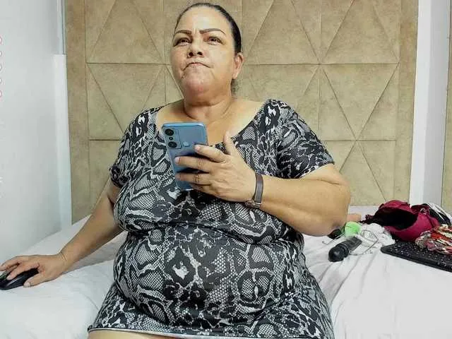 Live sex webcam photo for Mommy-hot #277498443