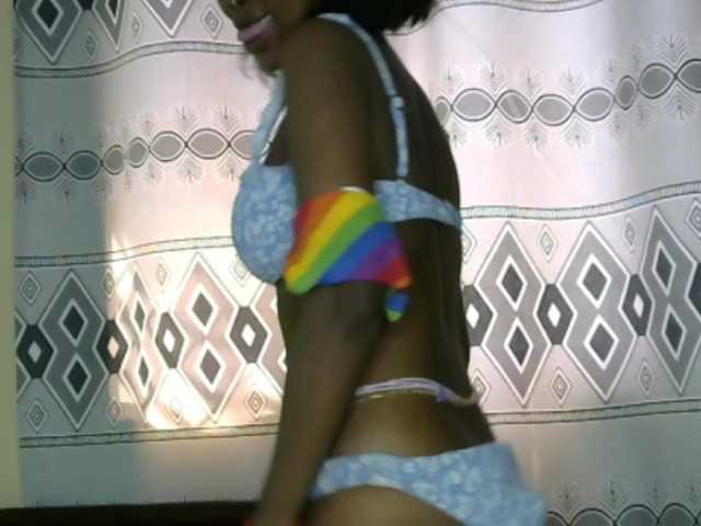 Live sex webcam photo for Monalisalisa #292123123