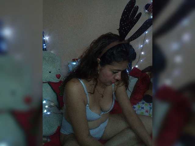 Live sex webcam photo for Monica-Brown #276822516